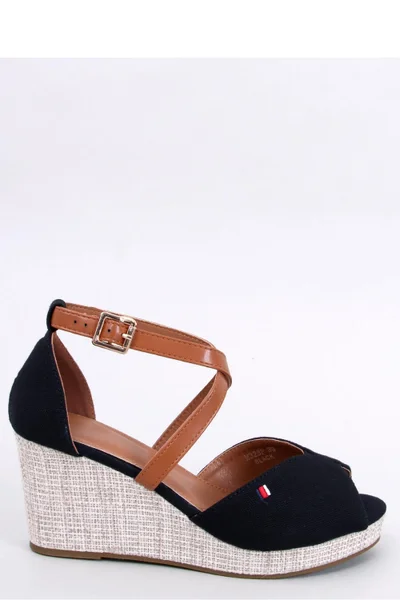 Černé dámské sandály na klínku Inello