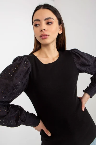 Elegantní černý dámský top s nabíranými rukávy Och Bella