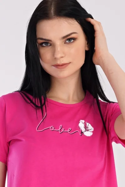 Růžová košilka na spaní s nápisem Vienetta