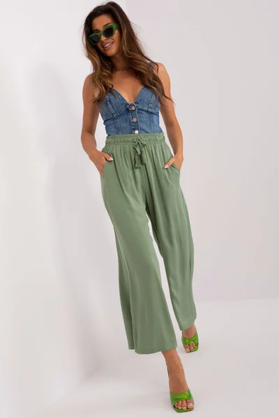 Olivově zelené dámské široké kalhoty s vysokým pasem FPrice