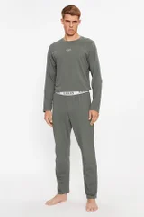 Pohodlné pánské pyžamo v šedé barvě Guess