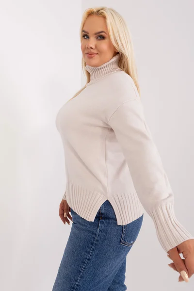 Krémový dámský pletený rolák plus size FPrice