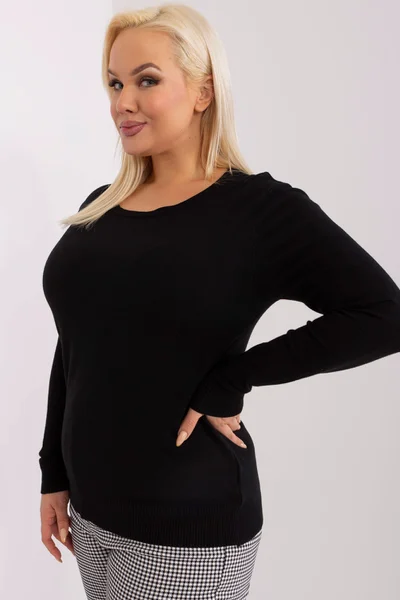 Dámský černý pulovr s kulatým výstřihem FPrice plus size