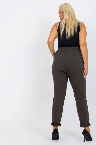 Pohodlné dámské plus size tepláky FPrice