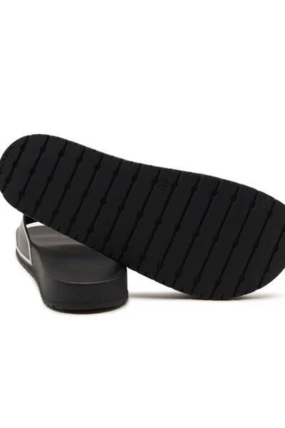 Gumové černé pantofle Emporio Armani