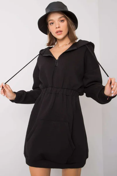 Černé šaty s kapucí FPrice