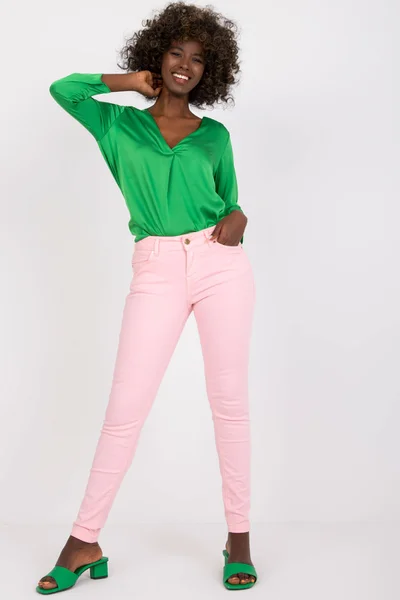 Světle růžové dámské slim fit kalhoty FPrice