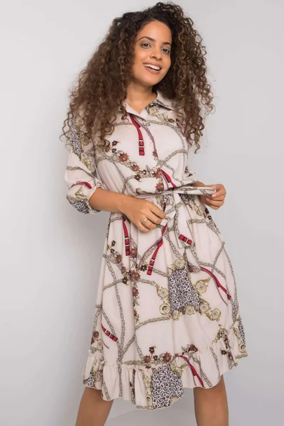 Béžové vzorované dámské šaty s páskem FPrice