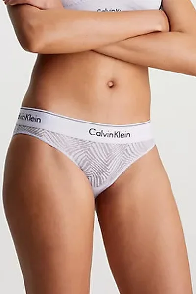 Bílé krajkové bokové dámské kalhotky Calvin Klein