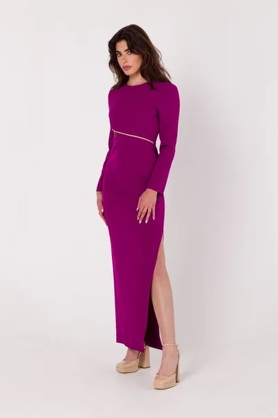 Elegantní dlouhé fialové dámské šaty s průstřihem Makover