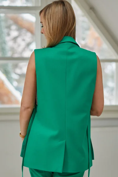 Výrazná zelená vesta s knoflíčkem La Aurora