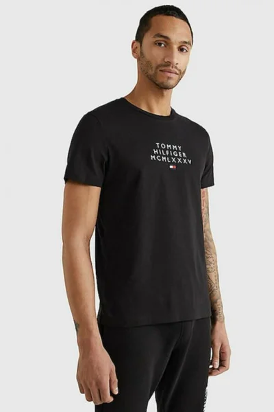 Černé pánské tričko s nápisem Tommy Hilfiger